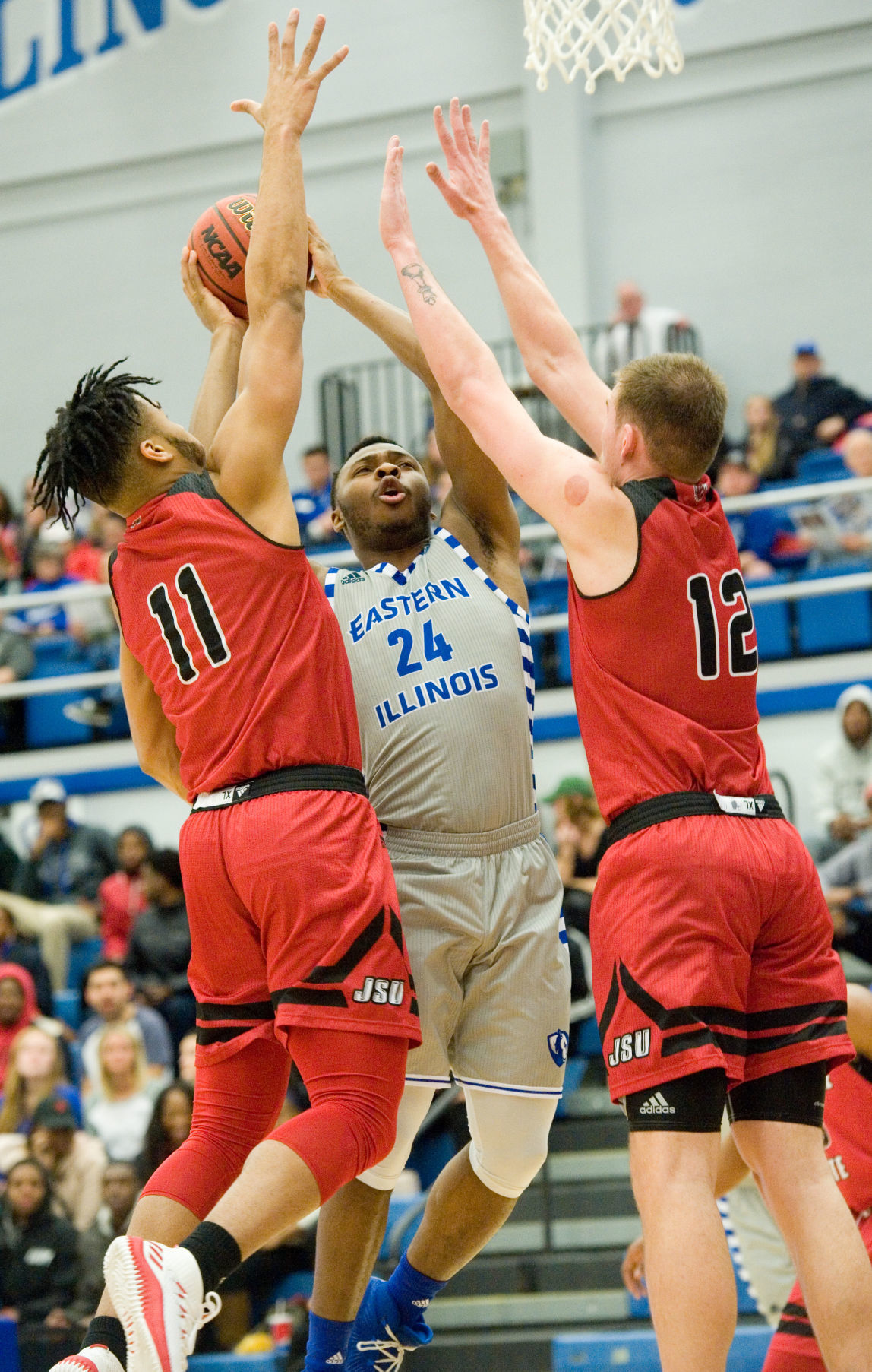 EIU men's basketball 02/01/18